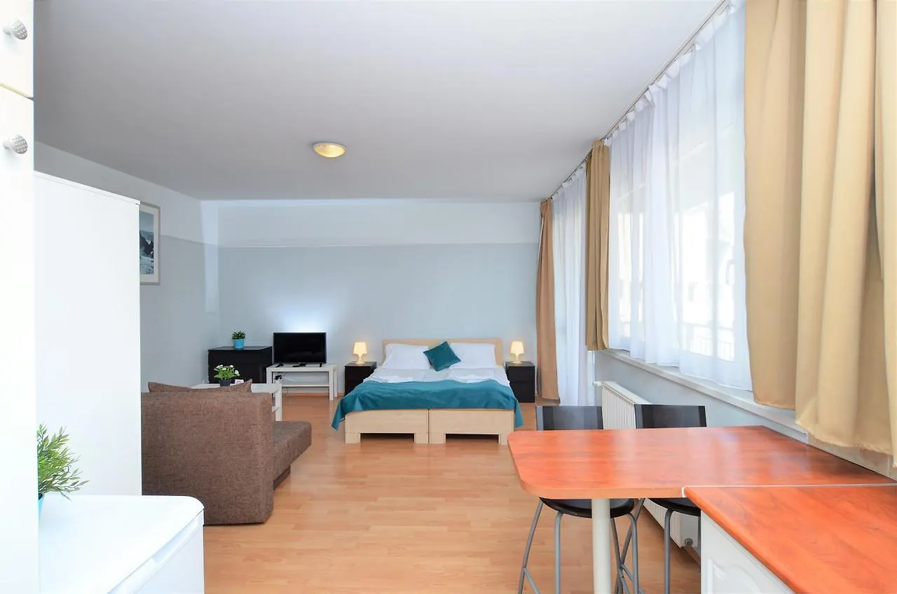Agape Apartments Budapesta 2*,